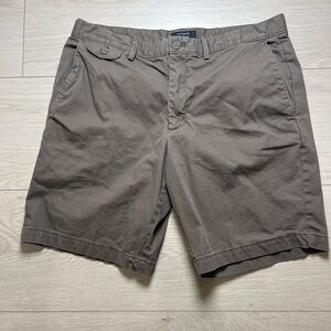 Banana Republic Lived In Shorts Men White 35 Men’s Brown Chino Shorts